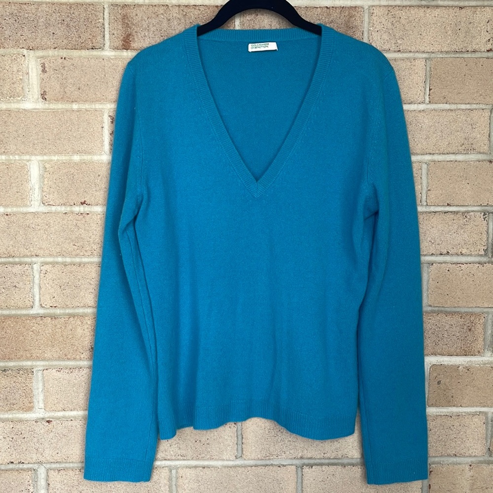Teal Cashmere V-Neck Knit Sweater